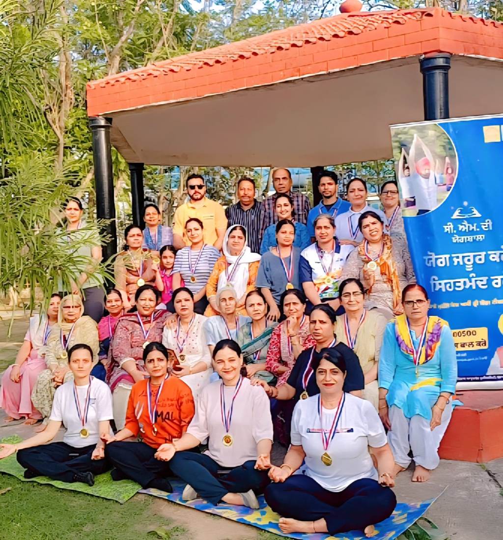 Yoga Participants Honoured for Completing Three Years of Regular Yoga Practice at Senior Citizens Park Urban Estate Phase3 Patiala